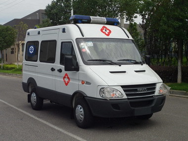 NJK5040XJH5 移動手術(shù)車 移動醫(yī)療的革新解決方案